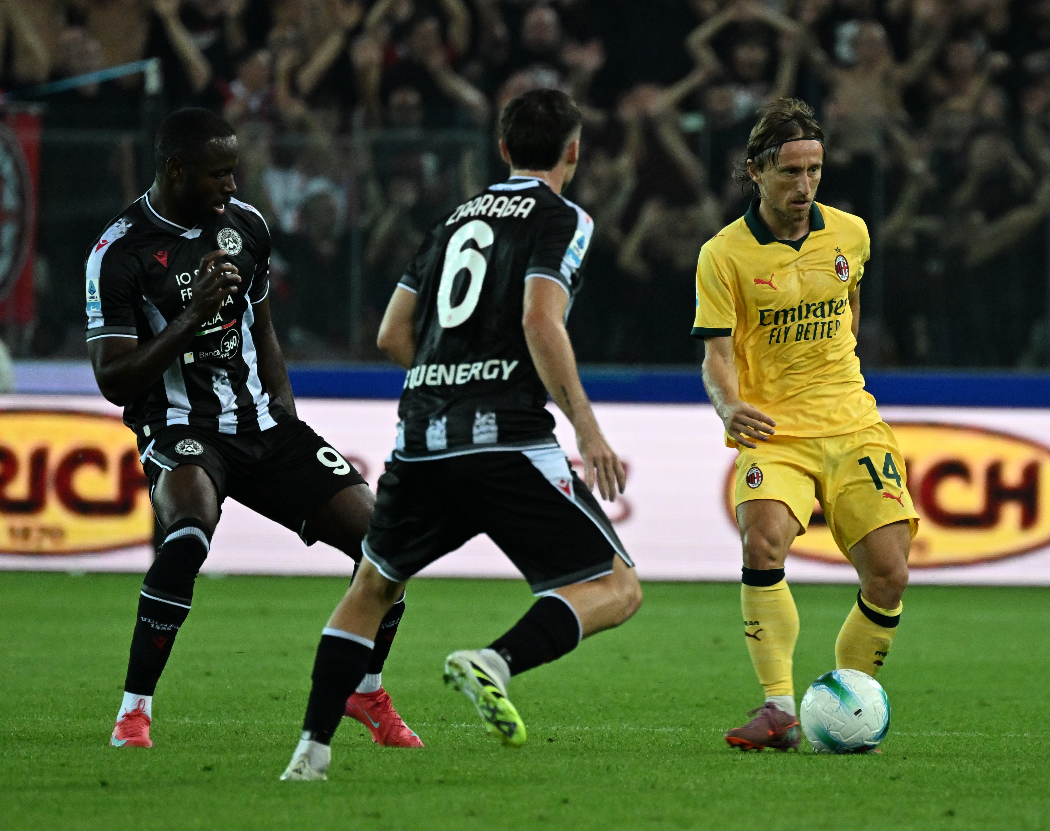 关于转折点AC米兰刷新队史纪录，意甲赛前攻防权衡，气氛紧张，心理建设被强调的信息